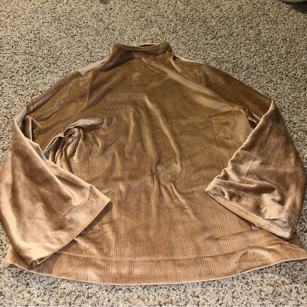Women's Mock Neck Velvet Rib Sweater - Tan